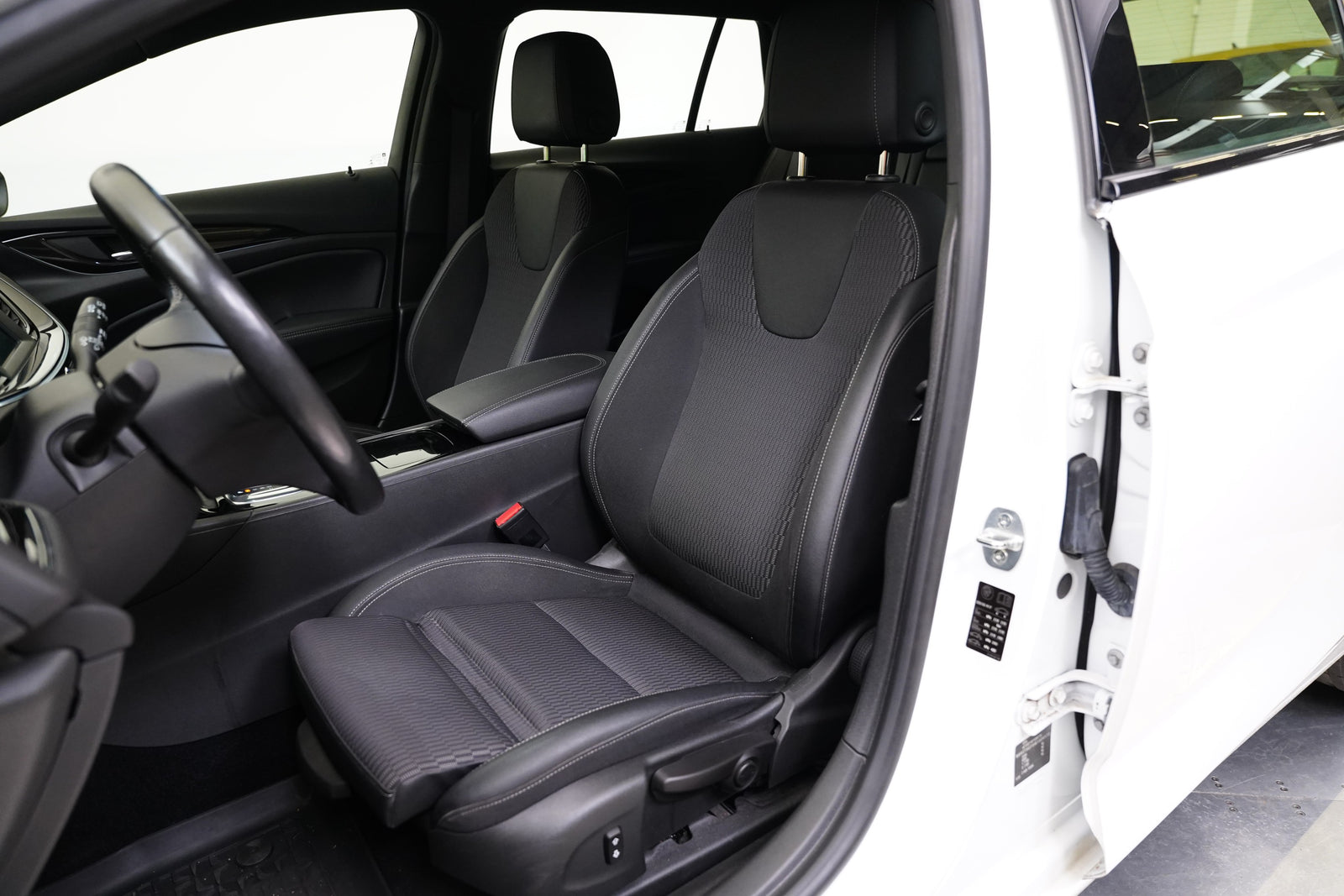 Opel Insignia 2.0 CDTI 128 kW AUT 4x4 – foto 11