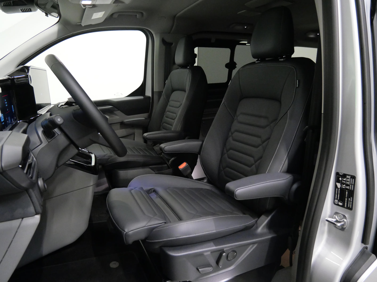 Ford Tourneo Custom 2.0 EcoBlue 125 kW Titanium X – foto 11