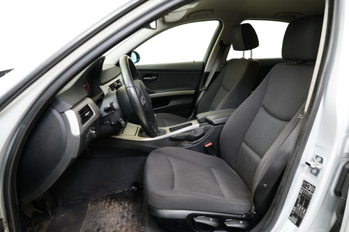 BMW Řada 3 318i 105 kW – foto 11