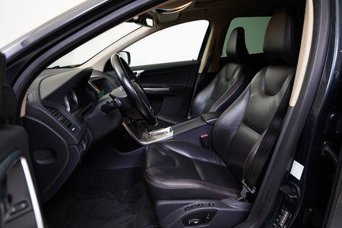 Volvo XC60 2.4 D5 158 kW AWD Summum – foto 11