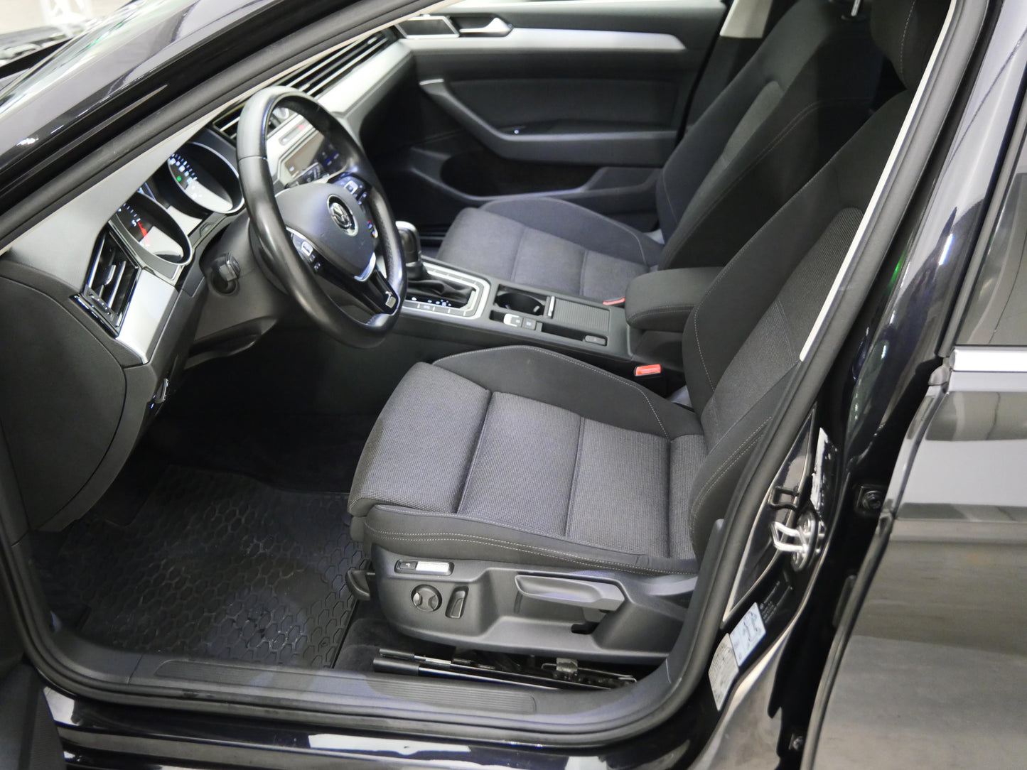 Volkswagen Passat 2.0 TDI 110 kW Comfortline