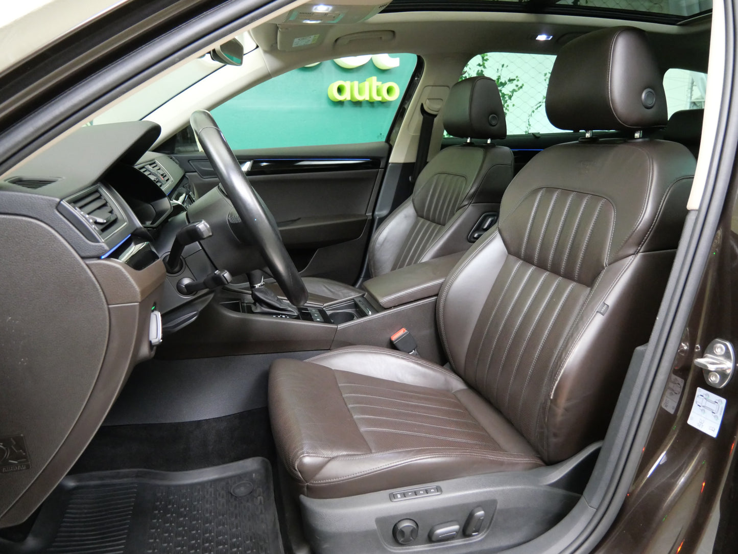 Škoda Superb 2.0 TDI 140 kW 4x4 L&K