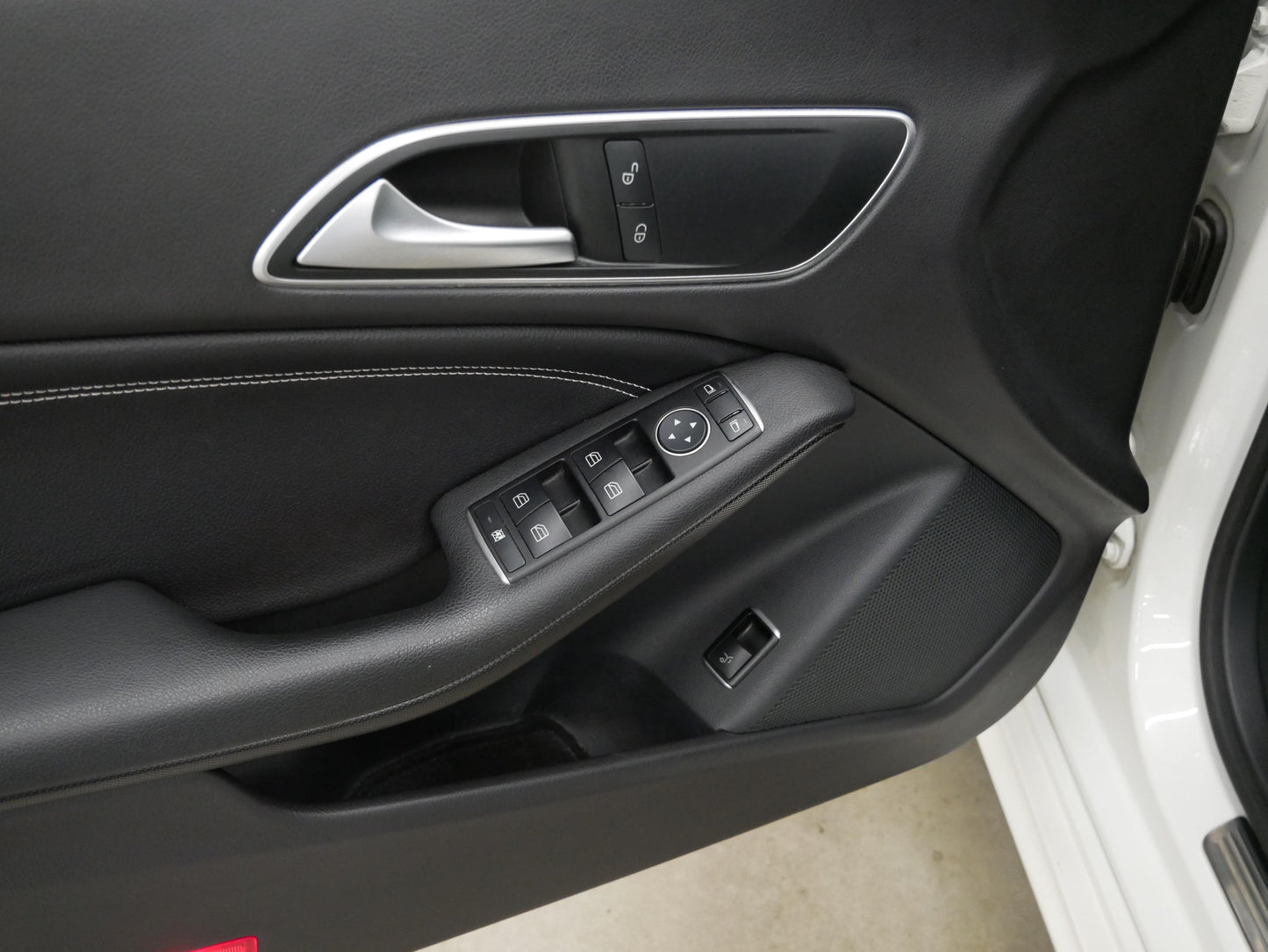 Mercedes-Benz CLA Shooting brake 180 90 kW