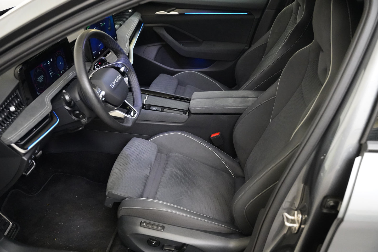 Škoda Superb 2.0 TDI 110 kW Sportline
