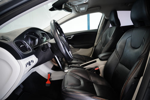 Volvo V40 2.0 D4 140 kW Cross Country – foto 11