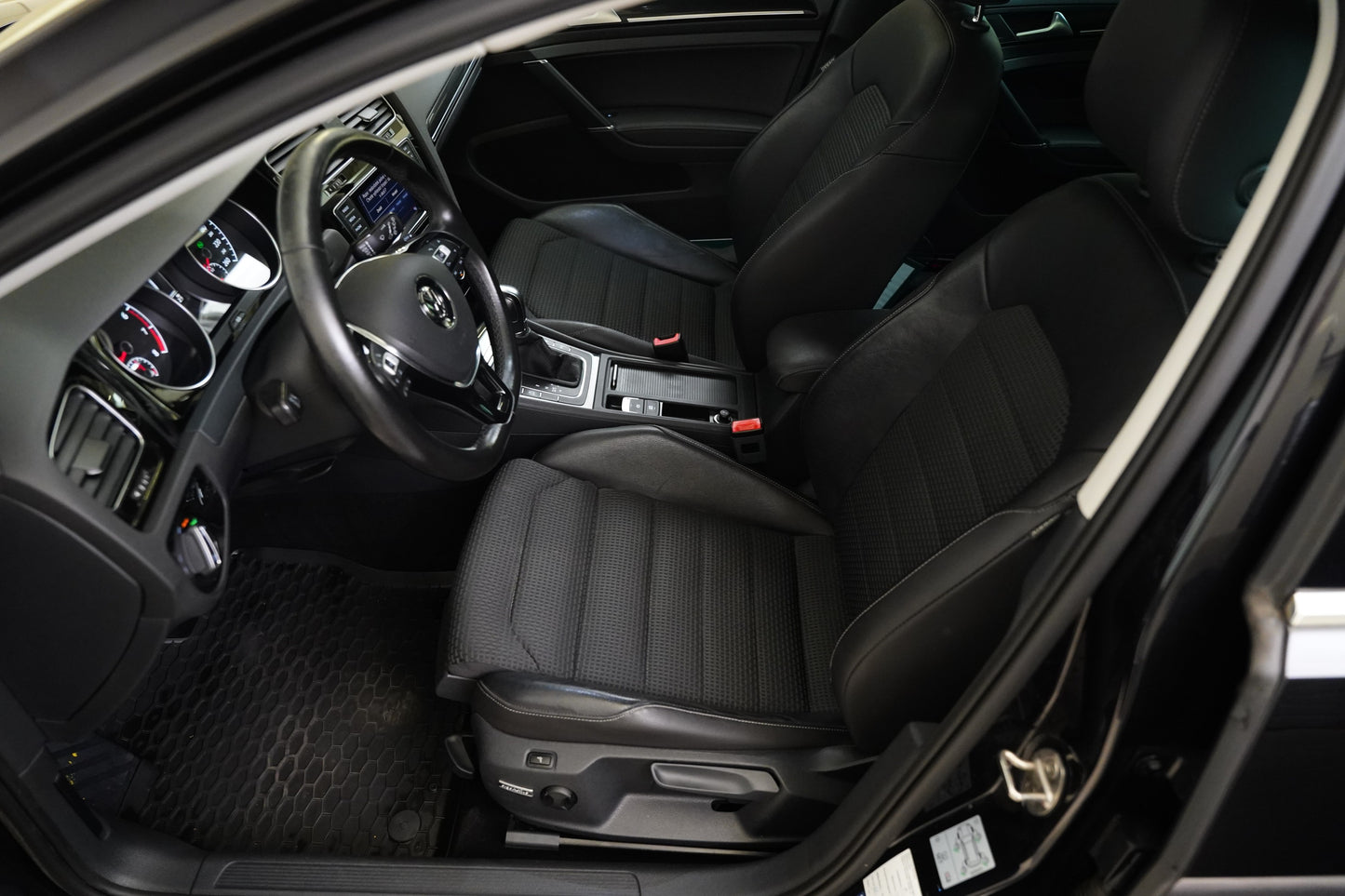 Volkswagen Golf 1.4 TSI 103 kW DSG Highline