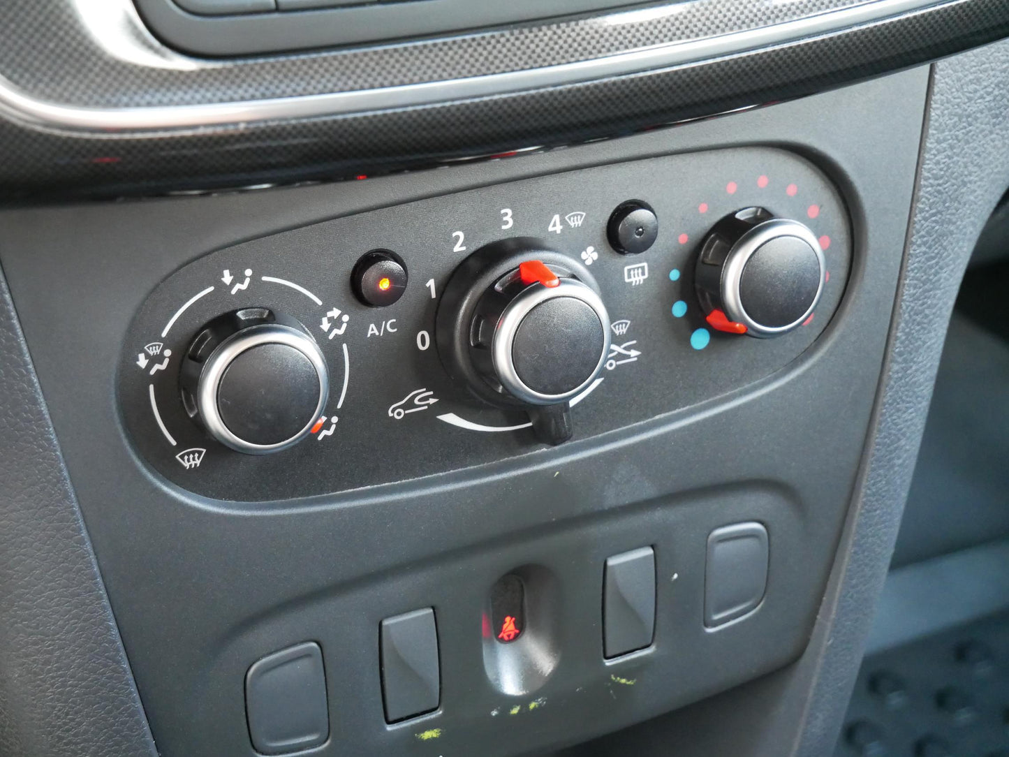 Dacia Logan 1.0 SCe 54 kW MCV