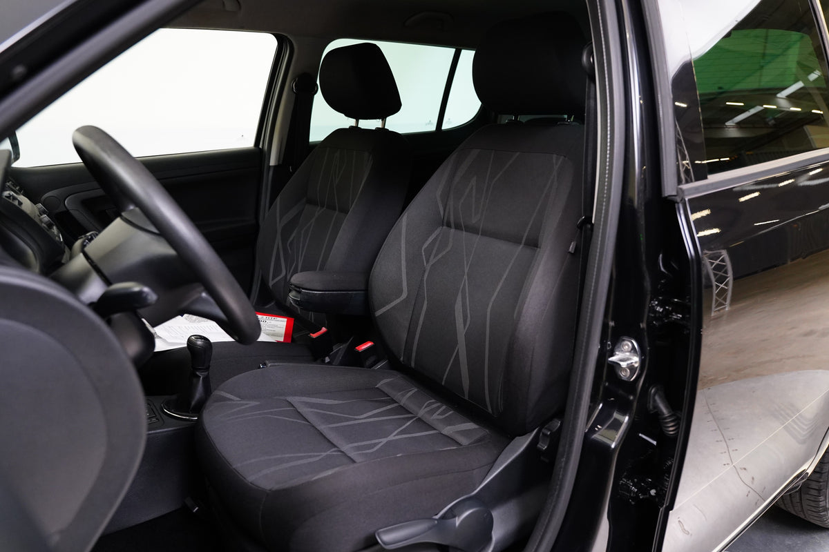 Škoda Fabia 1.2 HTP 44 kW – foto 11