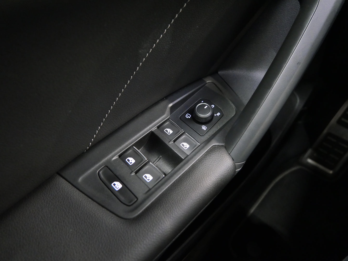 Volkswagen Tiguan 2.0 TSI 140 kW DSG 4x4 R-Line