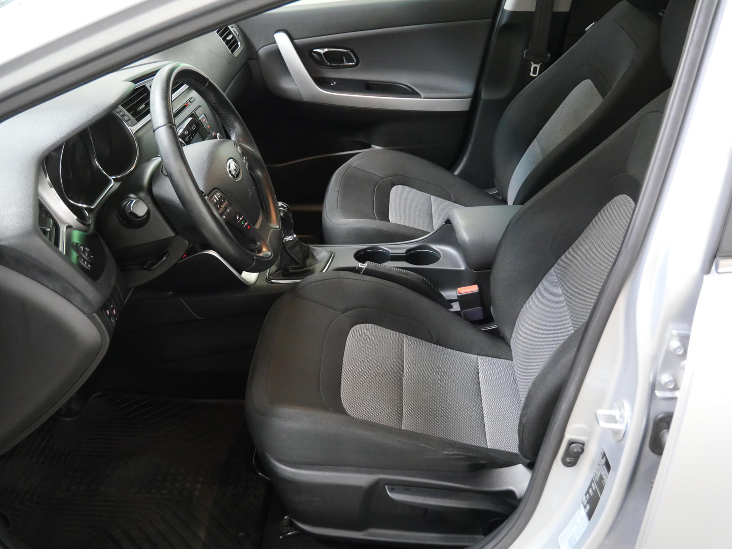 Kia Cee´d 1.6 GDI 99 kW Exclusive