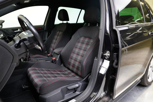 Volkswagen Golf 2.0 TSI 169 kW GTI – foto 11