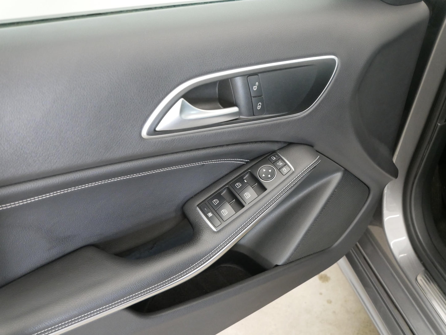 Mercedes-Benz A-Class 1.6 BlueEfficienty 90 kW