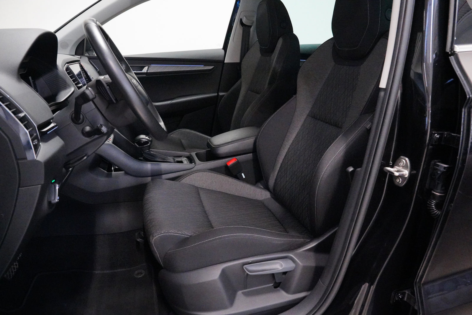 Škoda Karoq 1.5 TSI 110 kW Top Selection – foto 11