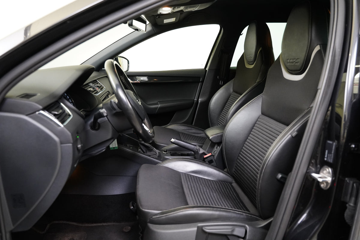 Škoda Octavia 2.0 TDI 135 kW RS – foto 11