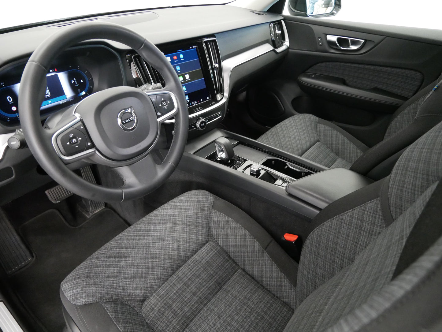 Volvo V60 B4 145 kW Core AUT
