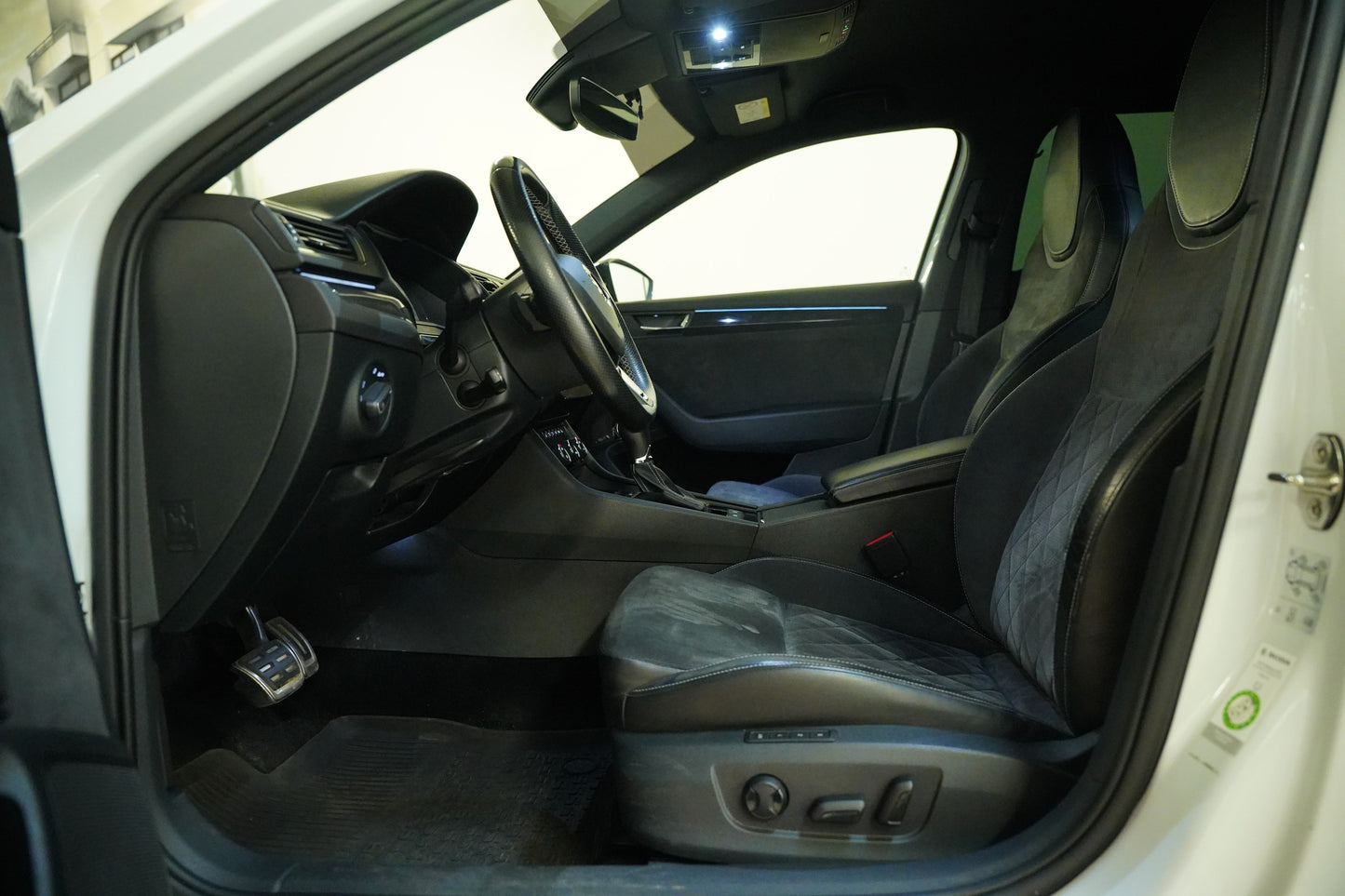 Škoda Superb 2.0 TDI 140 kW DSG Sportline