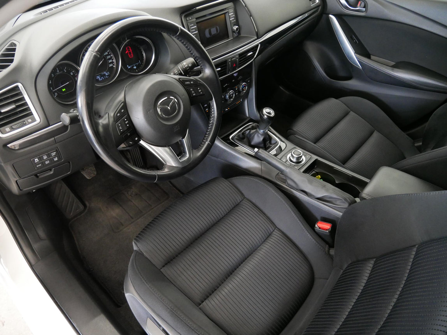 Mazda 6 2.0 Skyactiv-G Revolution