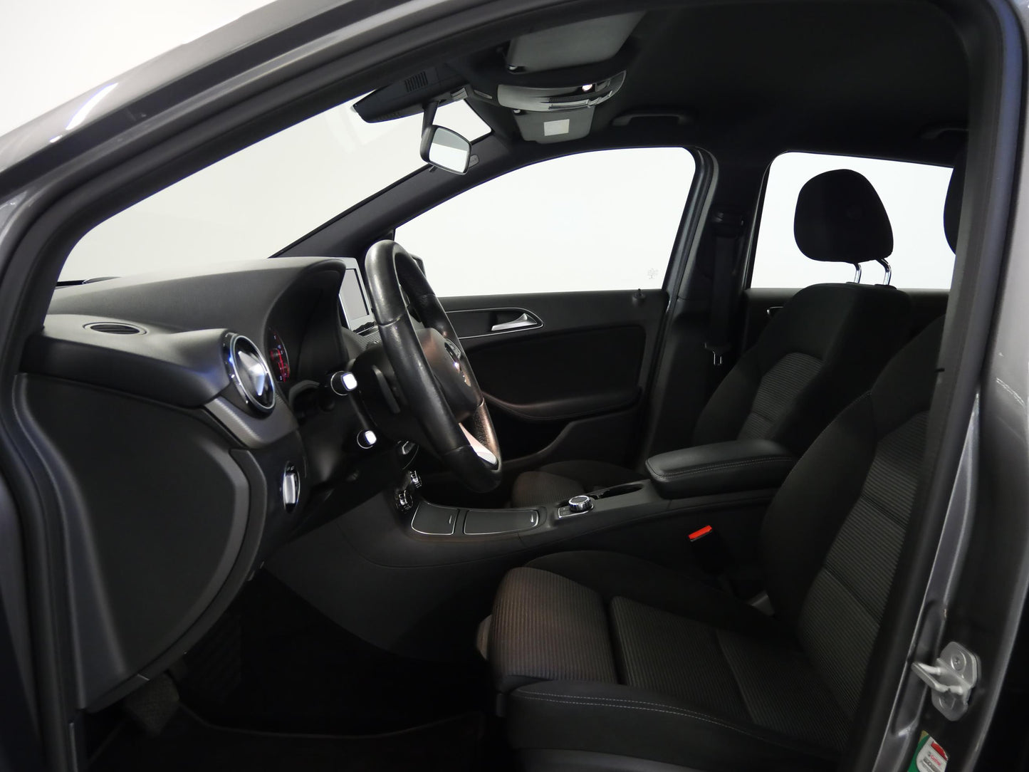 Mercedes-Benz B-Class 180D 80 kW