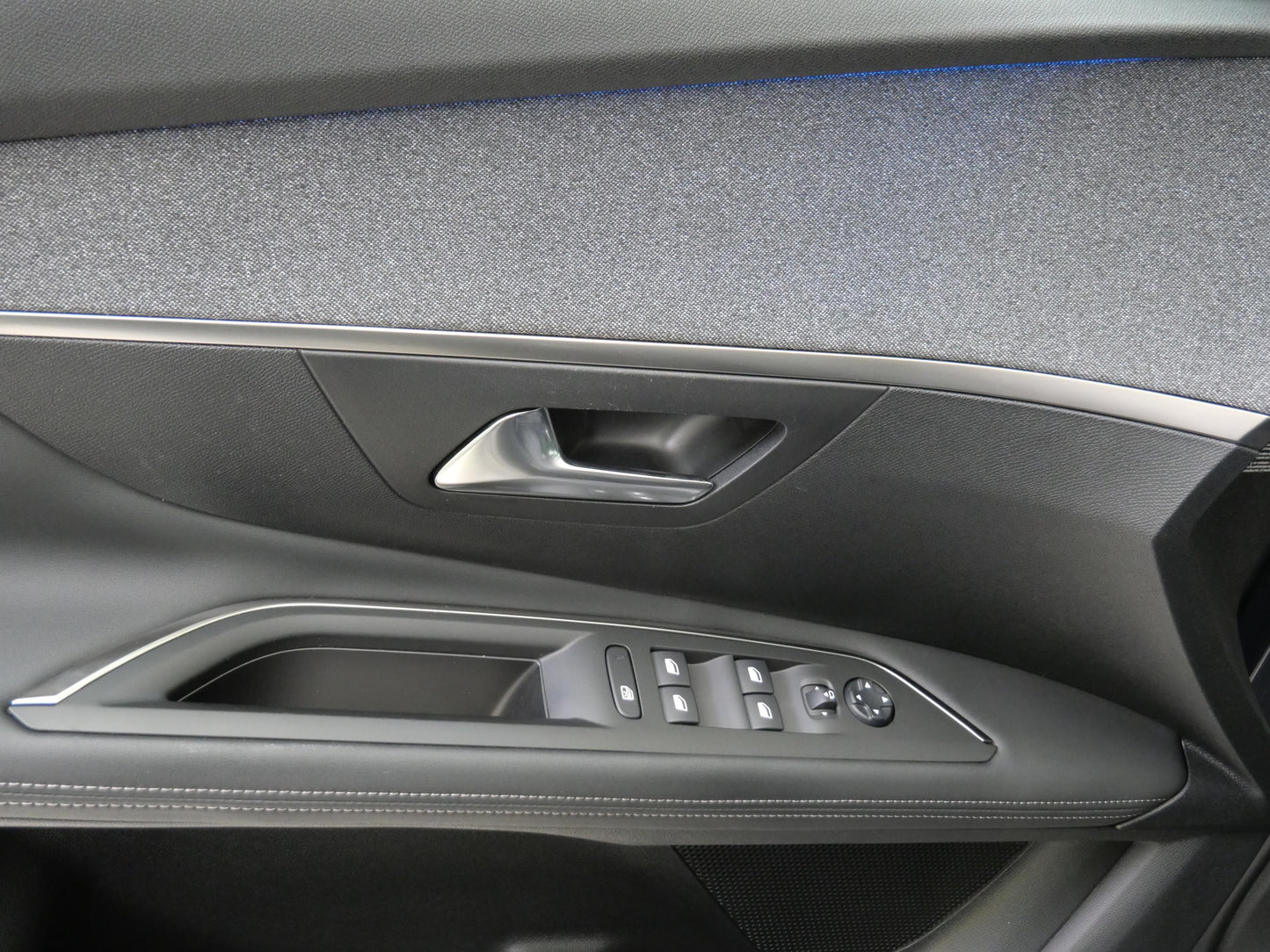 Peugeot 3008 1.2 PureTech 96 kW Allure