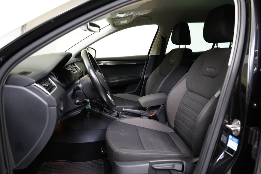 Škoda Octavia 2.0 TDI 135 kW 4x4 Scout – foto 11