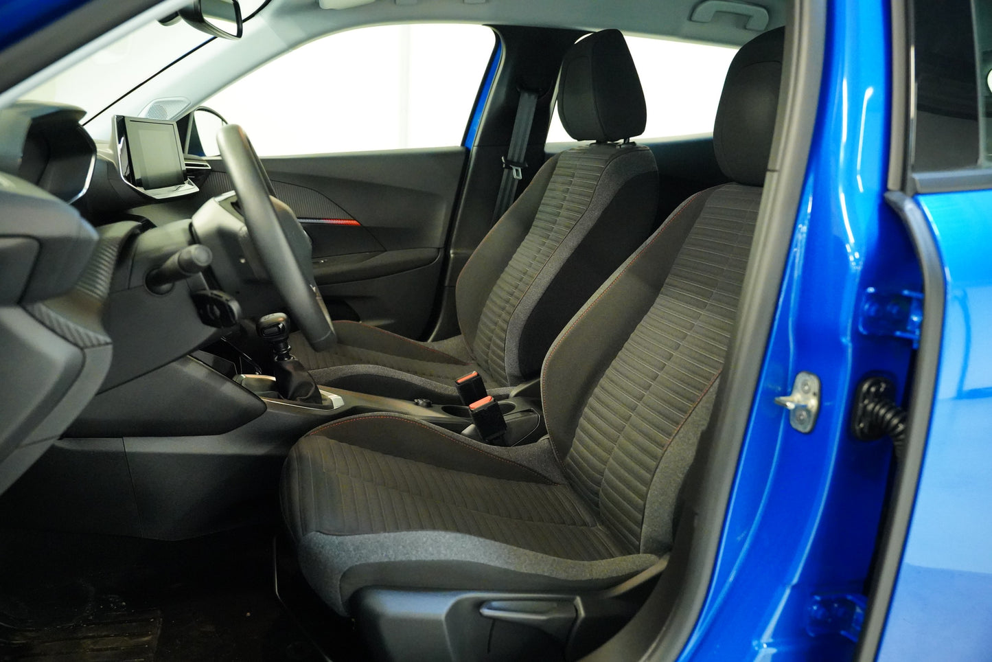 Peugeot 2008 1.2 PureTech 74 kW Active pack