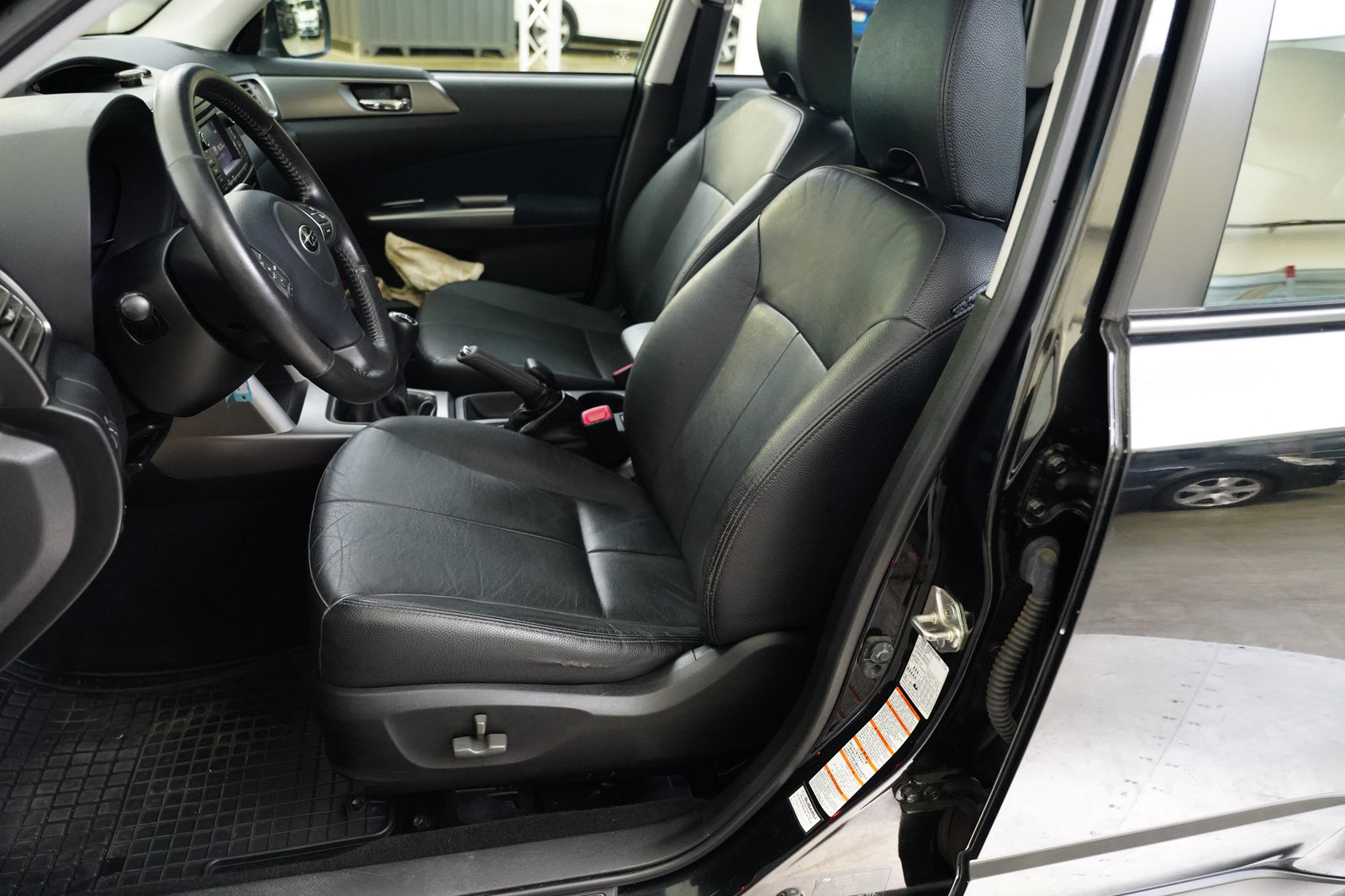 Subaru Forester 2.0 i 110 kW Exclusive – foto 11