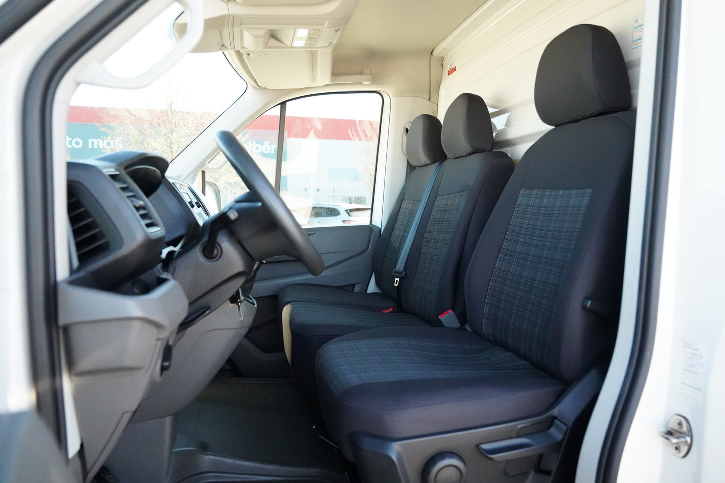 Volkswagen Crafter 2.0 TDI 103 kW 4Motion skříň