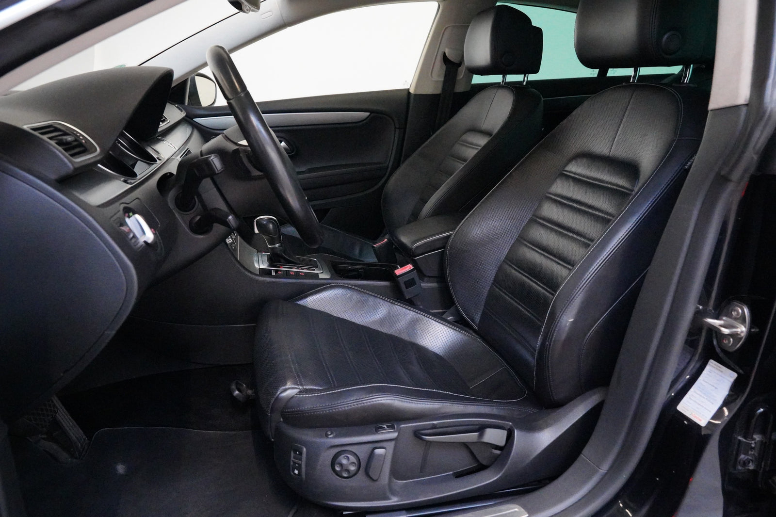 Volkswagen CC 2.0 TDI 103 kW Sport – foto 11