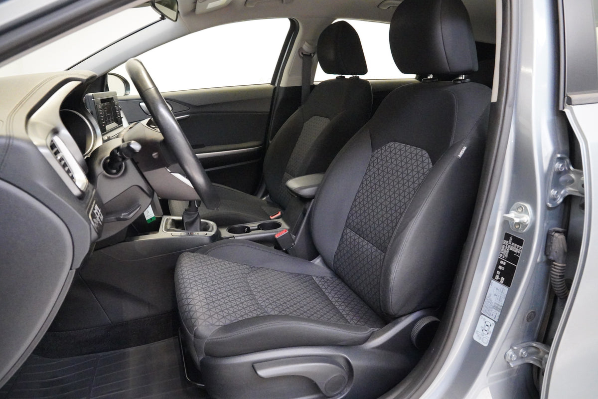 Kia Cee'd 1.5 T-GDI 117 kW – foto 11