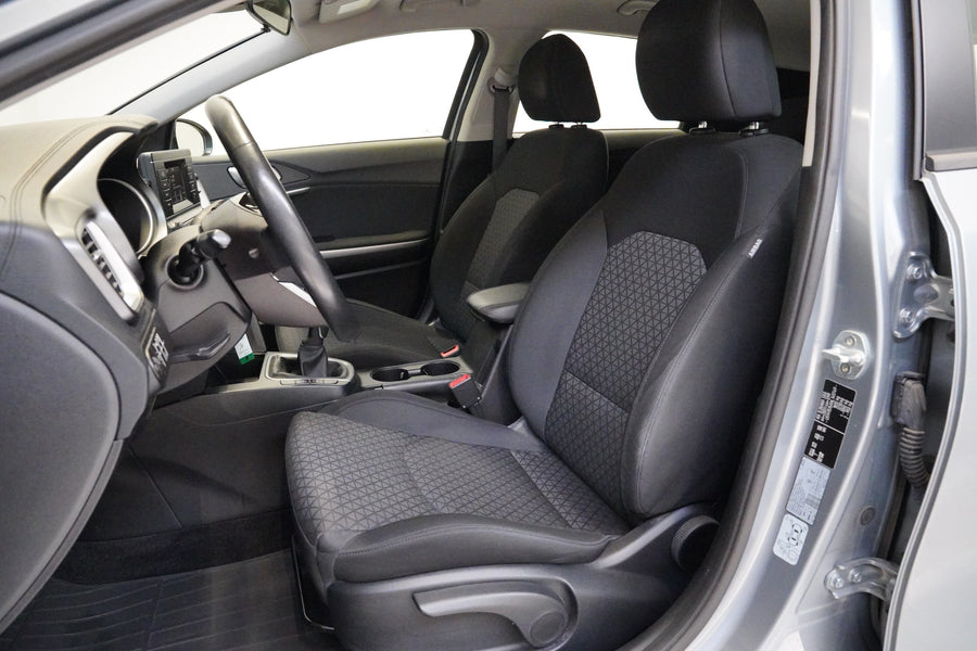 Kia Cee'd 1.5 T-GDI 117 kW – foto 11