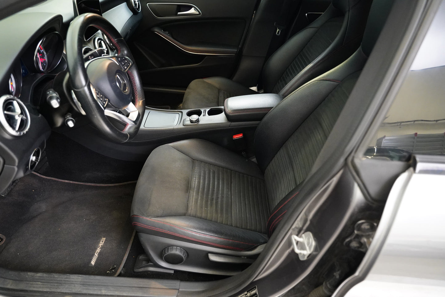 Mercedes-Benz CLA 200 115 kW AMG Line