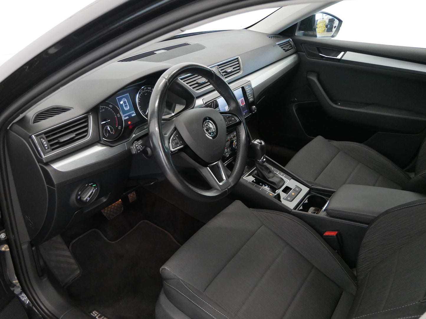 Škoda Superb 2.0 TDI 110kw Ambition Plus