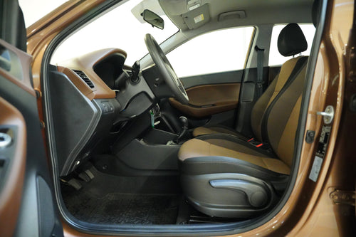 Hyundai i20 1.2i 55 kW – foto 11