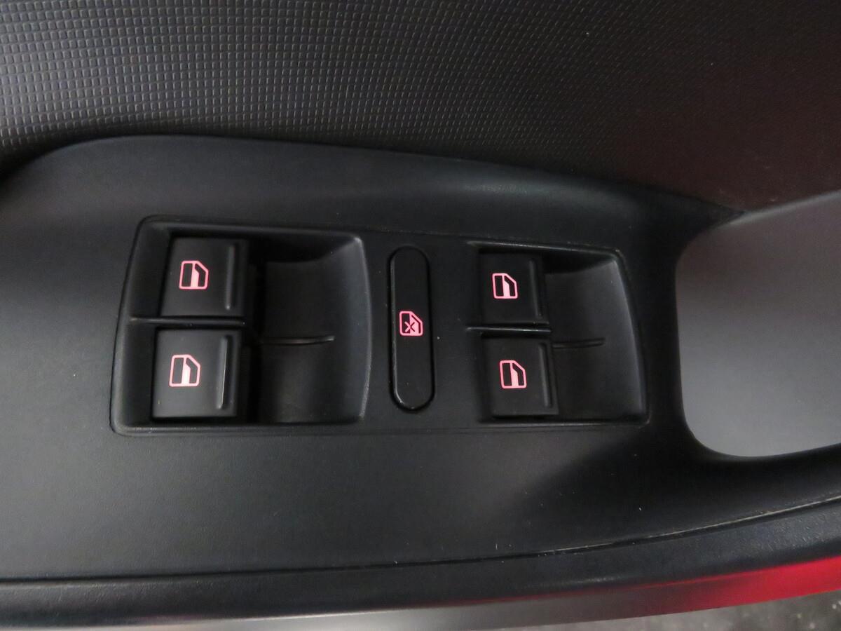 Seat Ibiza 1.4i 63 kW Style