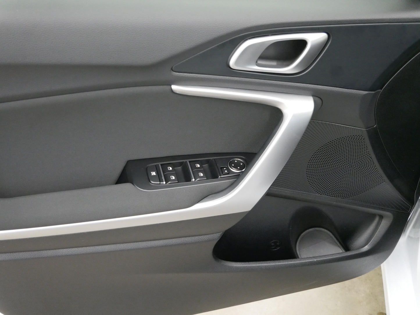 Kia Ceed 1.0 T-GDI 74 kW Spin