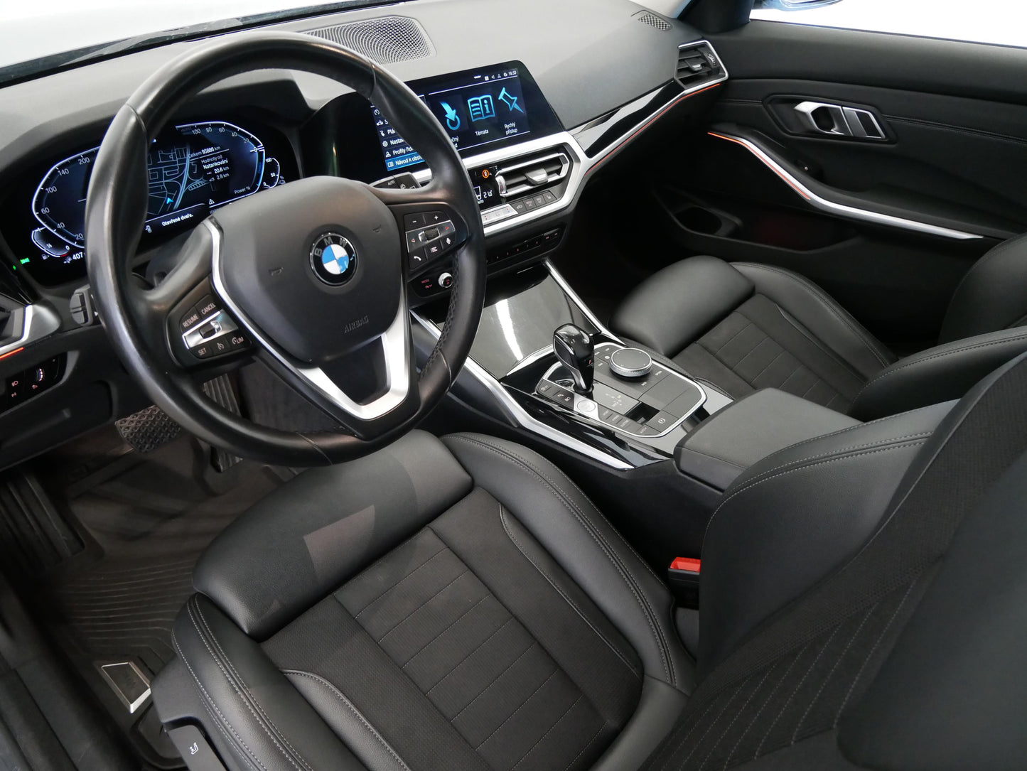 BMW Řada 3 330e 215 kW xDrive Touring