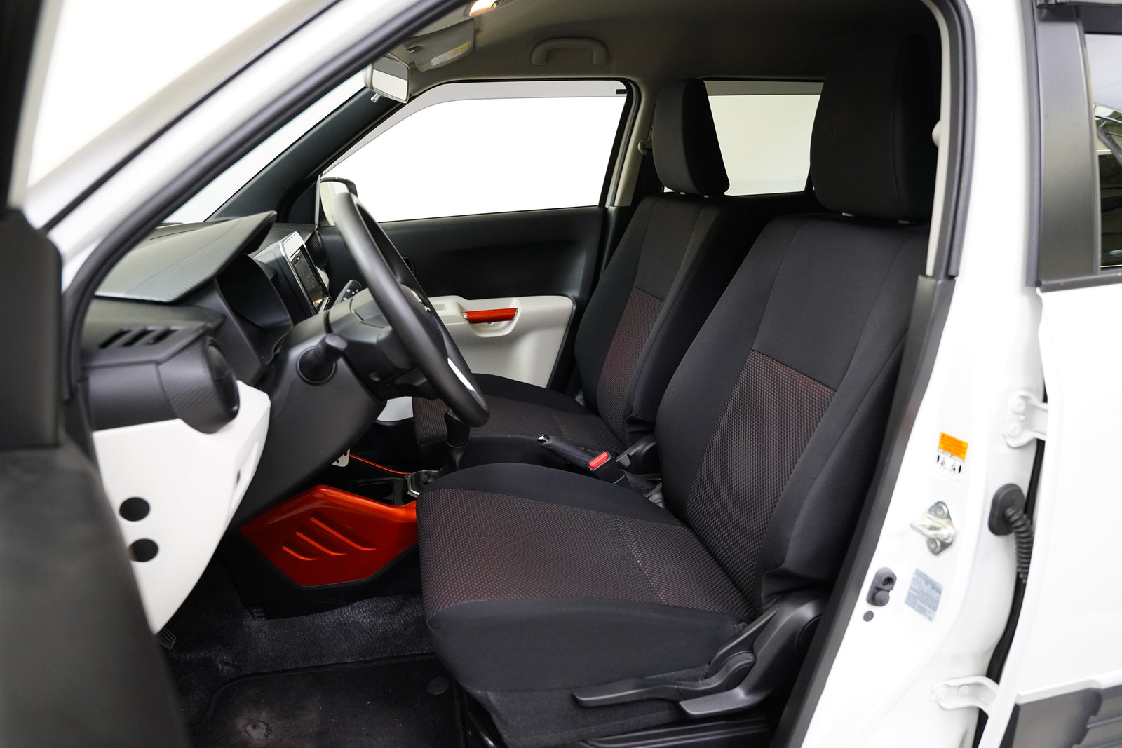 Suzuki Ignis 1.2 DualJet 66 kW Basic – foto 11