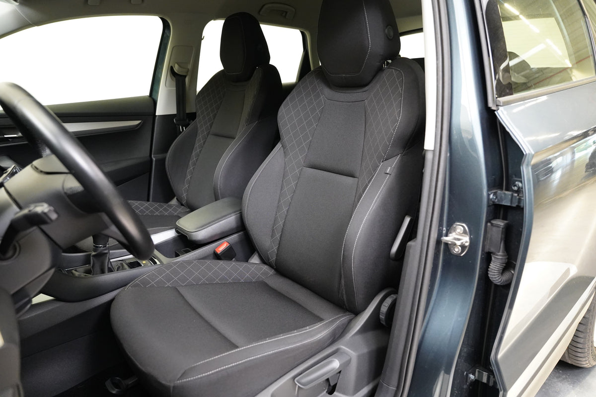 Škoda Karoq 1.5 TSI 110 kW Ambition – foto 11