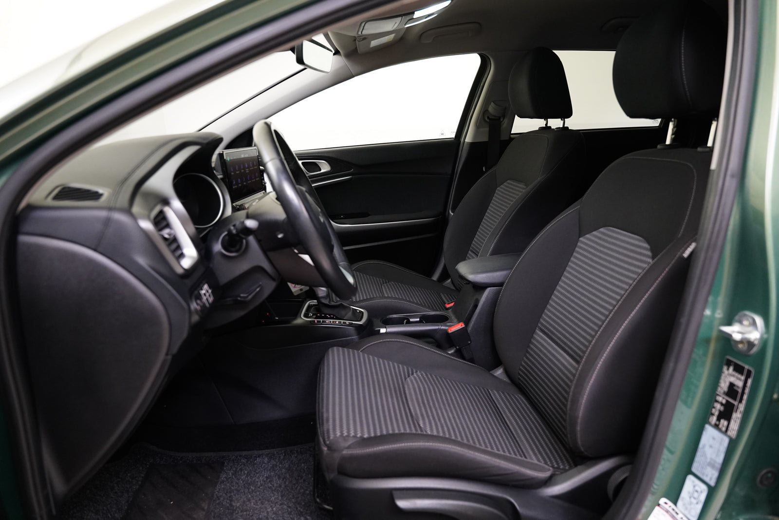 Kia Ceed 1.5 T-GDI 117 kW – foto 11