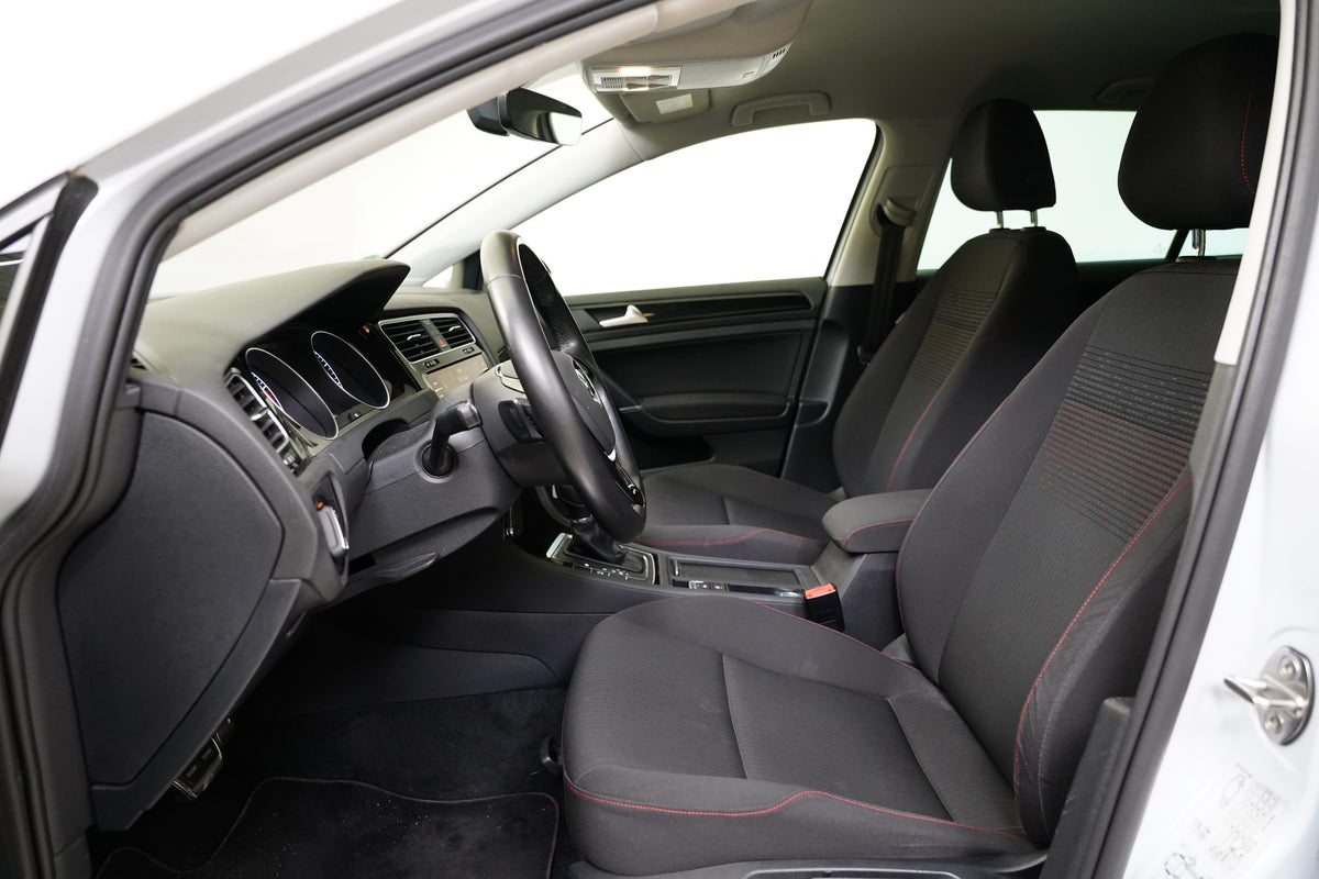 Volkswagen Golf 1.0 TSI 81 kW DSG Sound