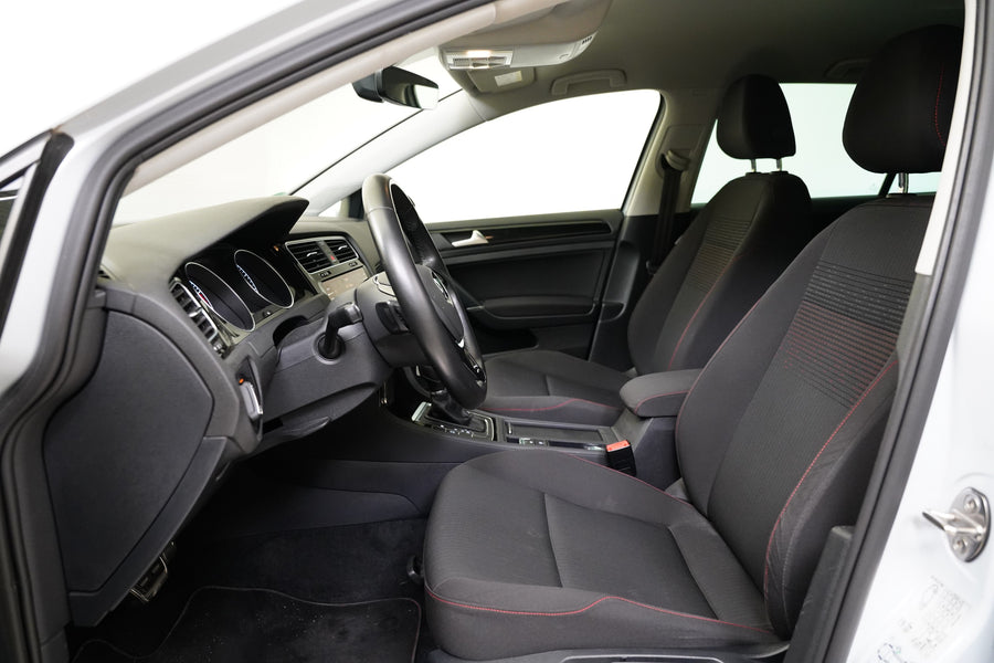 Volkswagen Golf 1.0 TSI 81 kW DSG Sound – foto 11