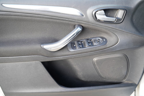 Ford Galaxy 1.6 EcoBoost 118 kW Ghia – foto 11