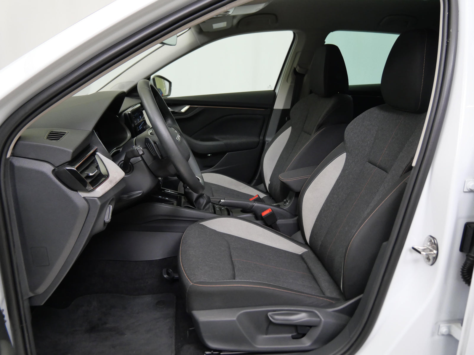 Škoda Scala 1.0 TSI 85kW DSG Top Selection – foto 11