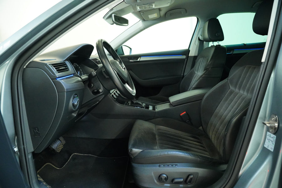 Škoda Superb 2.0 TDI 4x4 Style – foto 11
