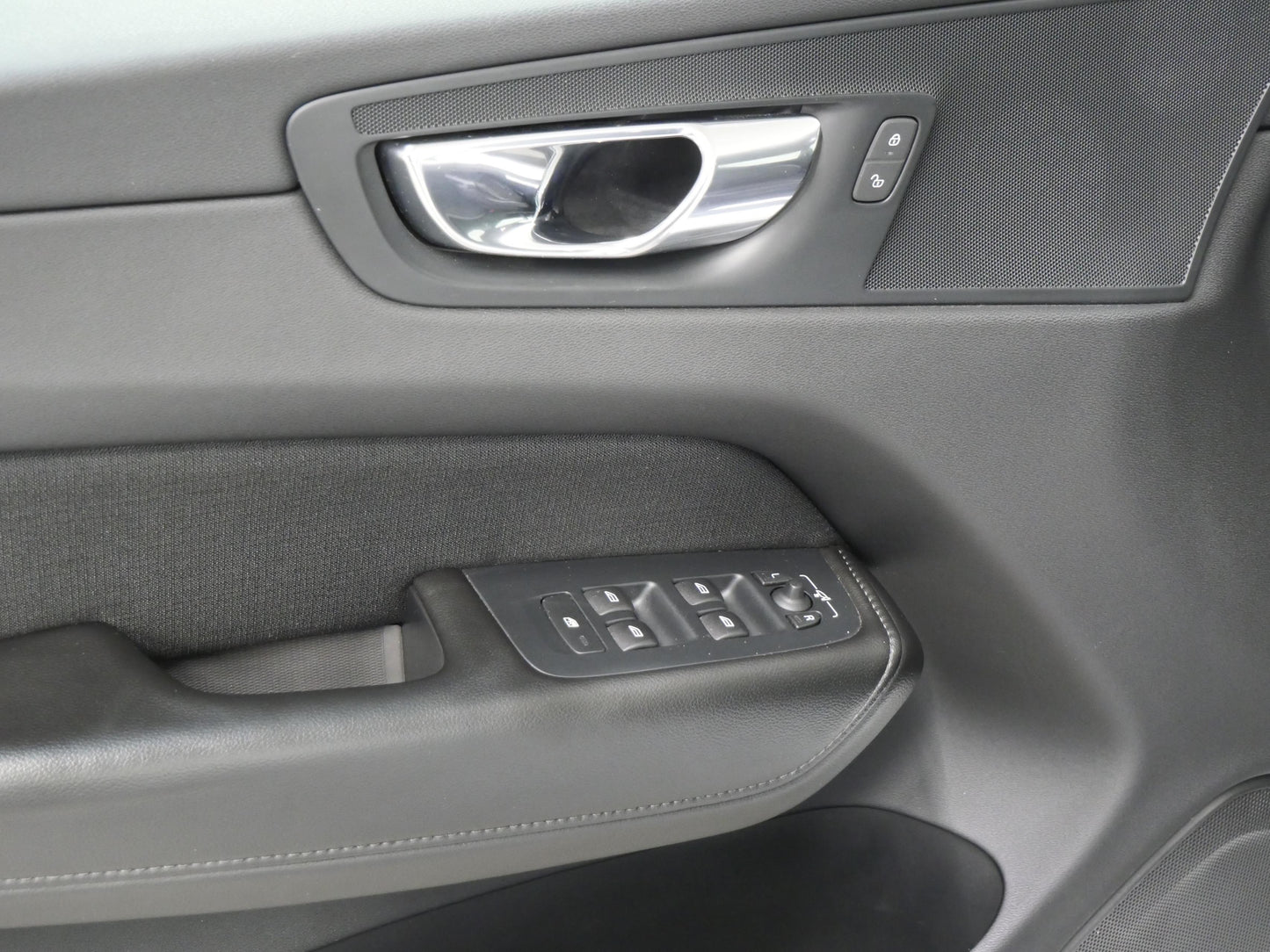 Volvo XC60 2.0 D4 140 kW Drive-E Momentum