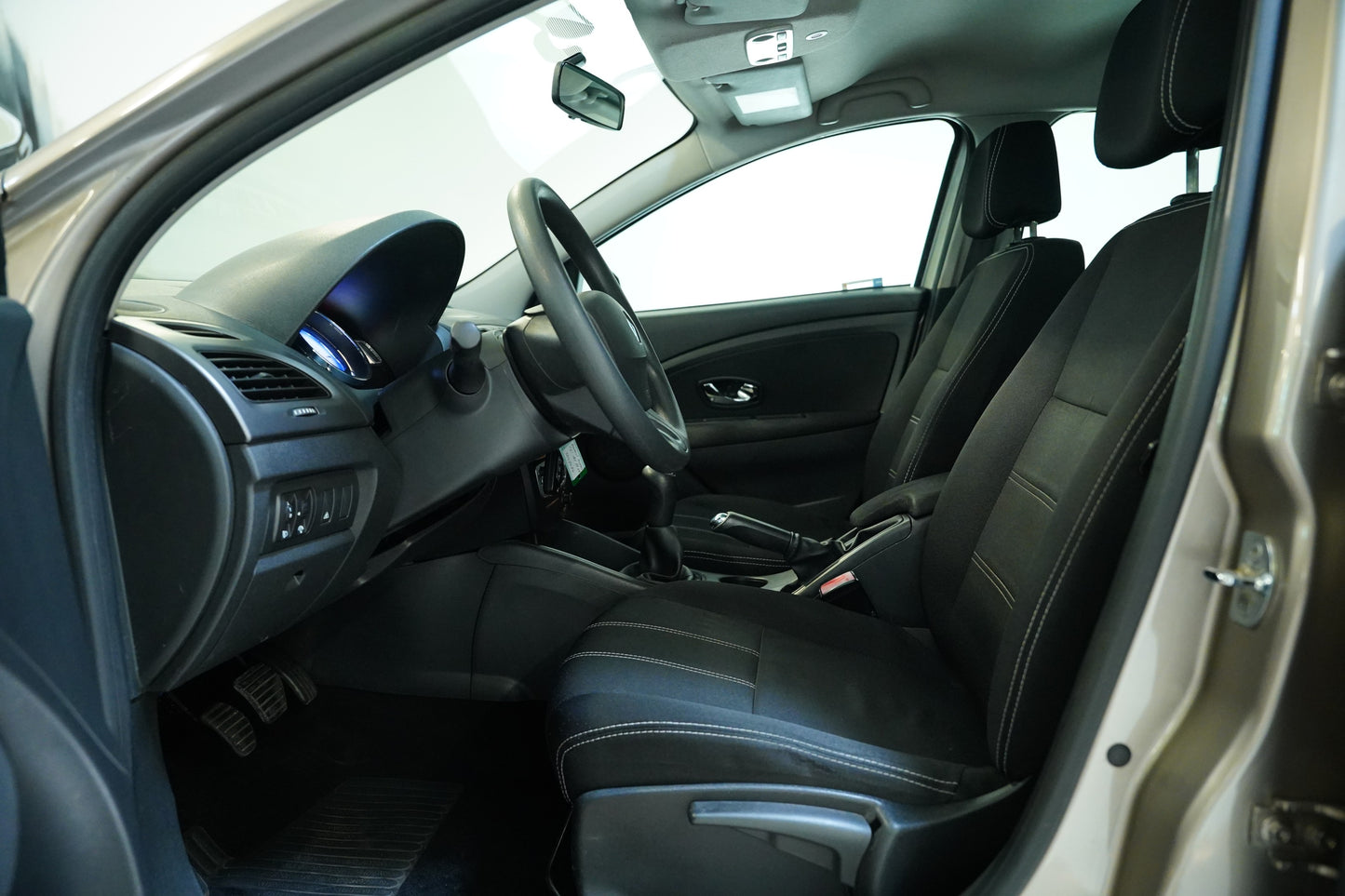 Renault Fluence 1.6i 16V 82 kW