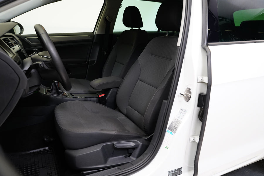 Volkswagen Golf 1.6 TDI 81 kW Comfortline – foto 11