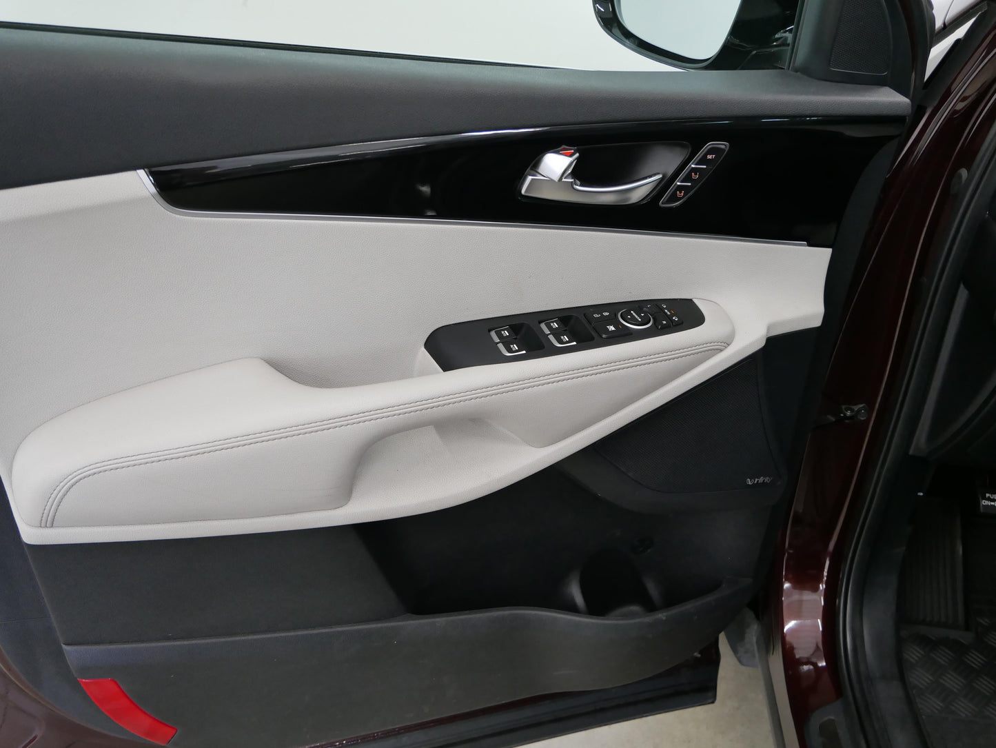 Kia Sorento 2.2 CRDi 147 kW 4x4 AT 7míst