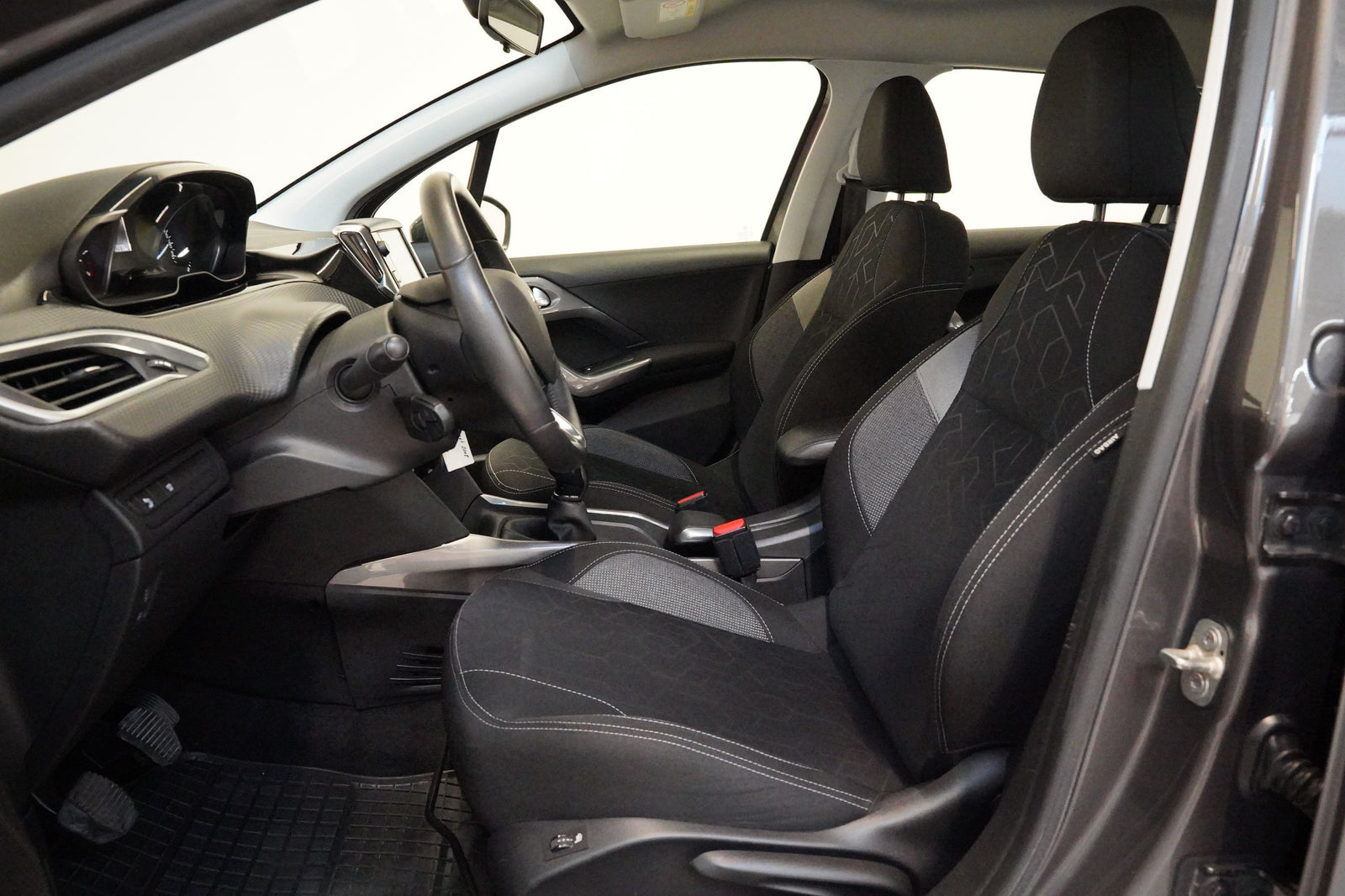 Peugeot 2008 1.2 PureTech 61 kW Active – foto 11