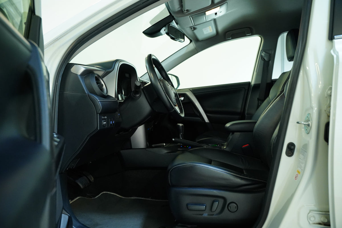 Toyota Rav4 2.5 Hybrid 145 kW Executive – foto 12